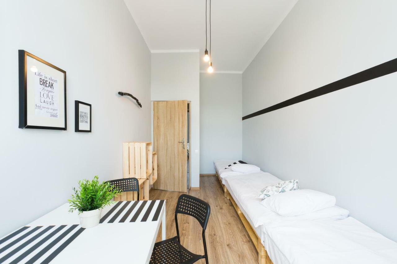 Dot Hostel - Pokoje I Noclegi W Centrum Bielsko-Biala Luaran gambar